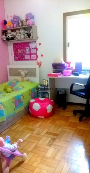 Sobrado para Venda - 240m², 3 dormitórios, sendo 1 suites, 1 vaga - Partenon