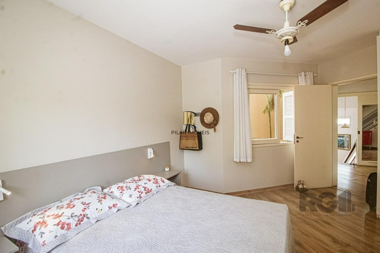 Casa 3 dormitórios no bairro Santo Antônio