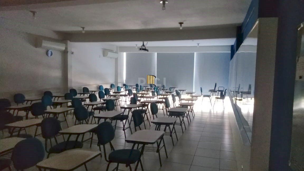Predio para Venda - 1200m², 0 dormitórios, Independência