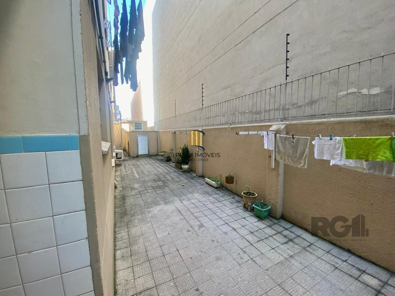 Apartamento 3 dormitórios no bairro Azenha