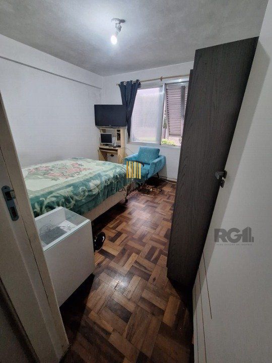 Apartamento 4 dormitórios no bairro Menino Deus