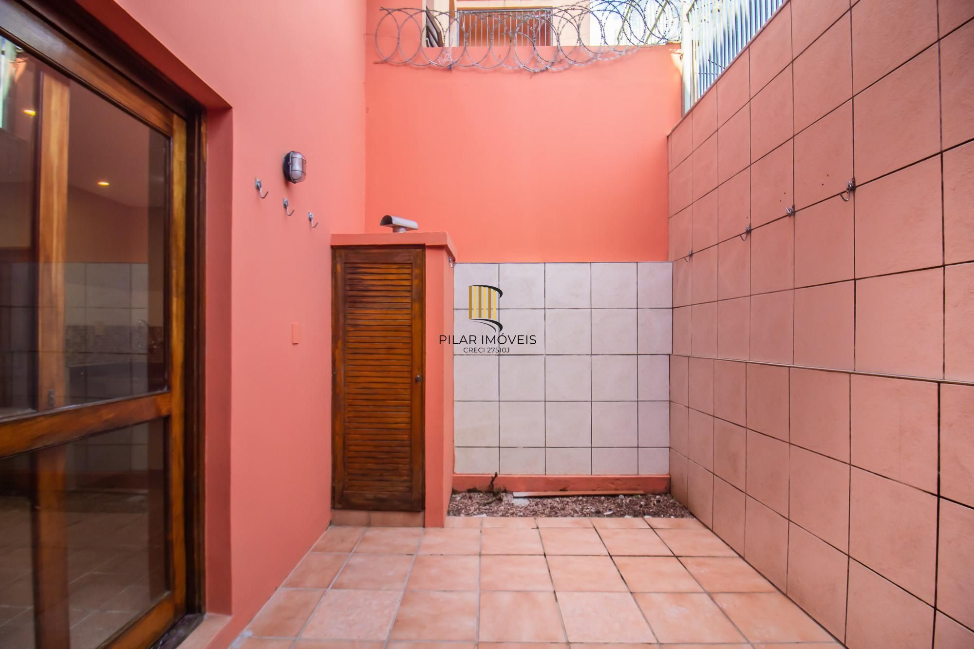 Casa de Condomínio 3 dormitórios no bairro Menino Deus