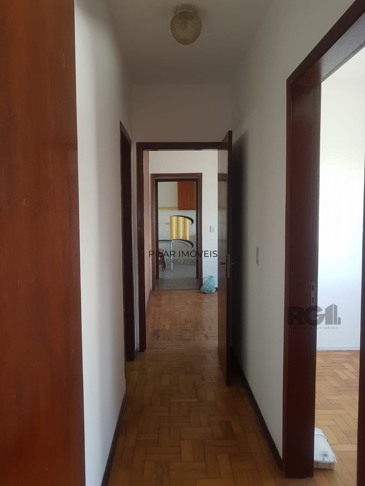 Apartamento 2 dormitórios no bairro Azenha