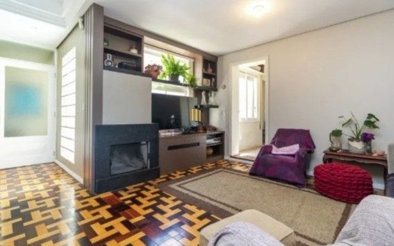 Casa para Venda - 115m², 3 dormitórios, 1 vaga - Petrópolis