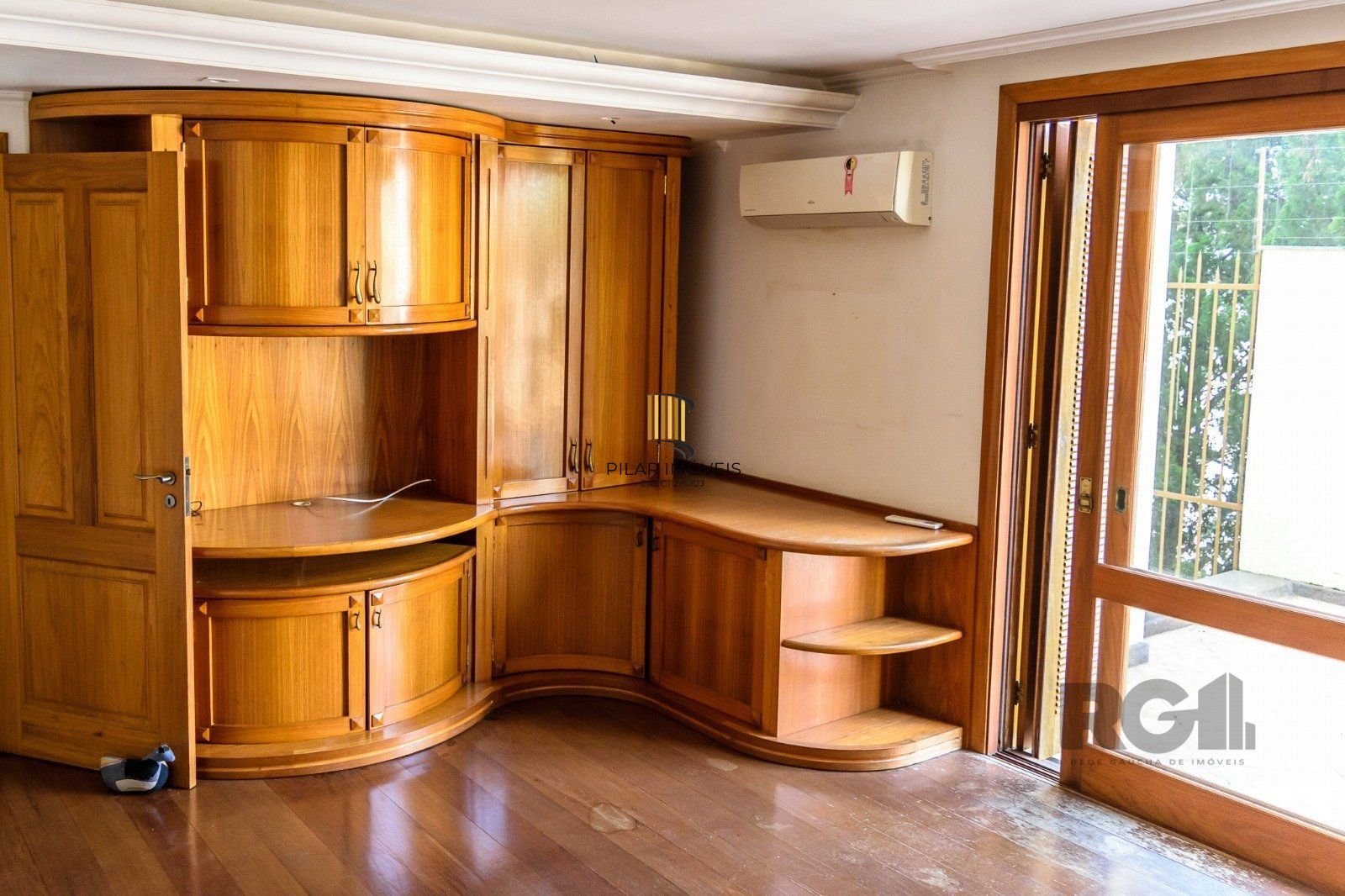 Casa 3 dormitórios no bairro Chácara das Pedras