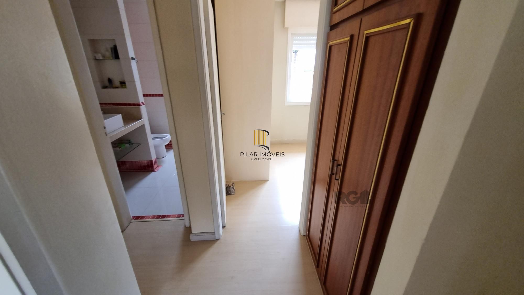 Casa de Condomínio 3 dormitórios no bairro Santo Antônio