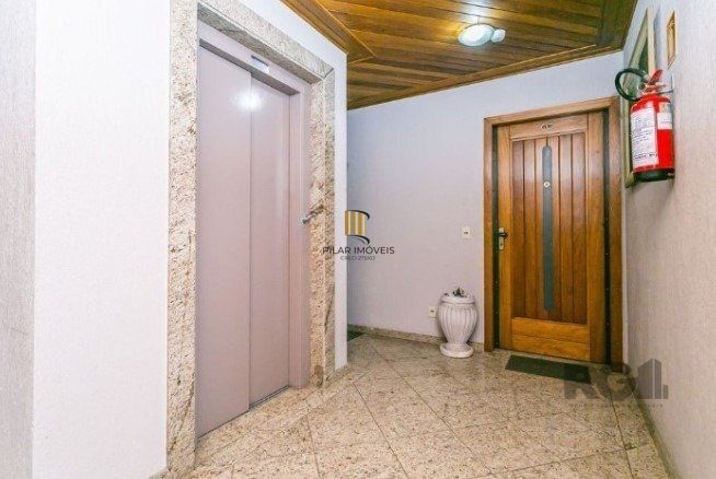 Cobertura 2 dormitórios no bairro Petrópolis