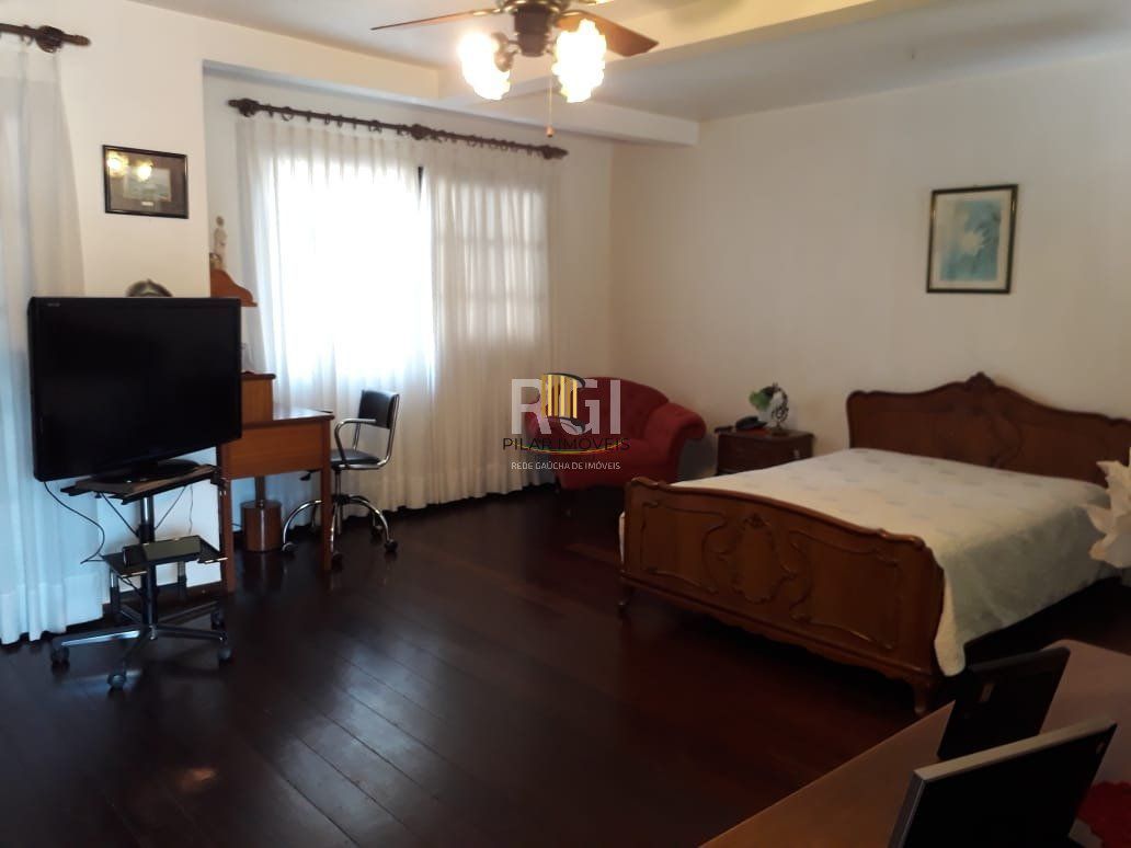 Casa para Venda - 200m², 3 dormitórios, sendo 1 suites, 1 vaga - Santana