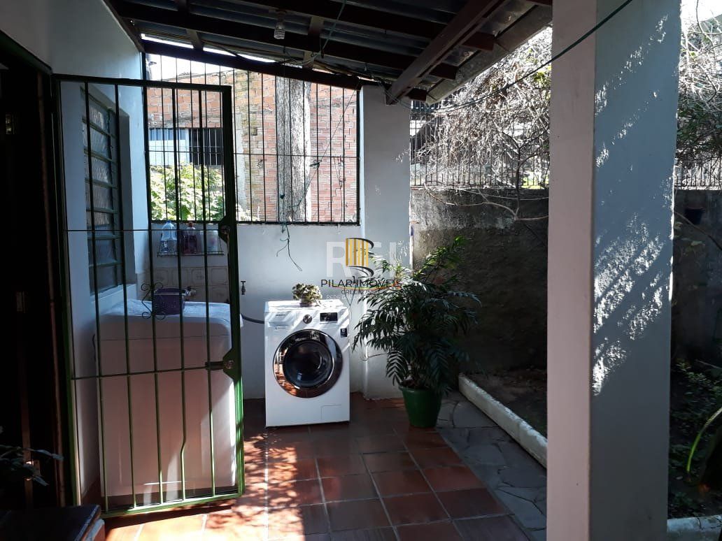 Casa para Venda - 200m², 3 dormitórios, sendo 1 suites, 1 vaga - Santana