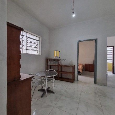 Casa 4 dormitórios no bairro Partenon