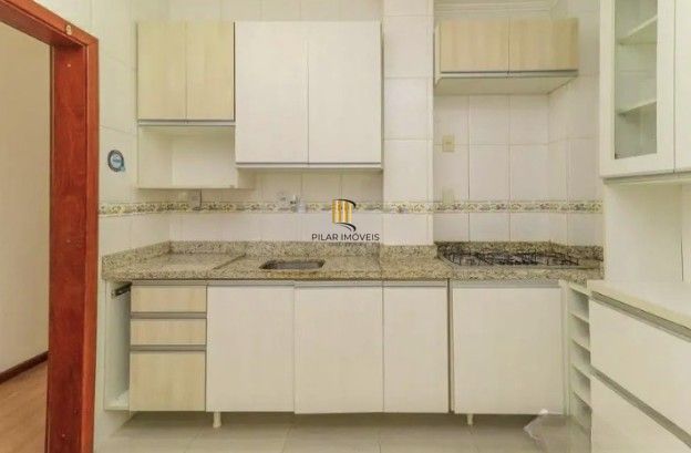 Apartamento 3 dormitórios no bairro Azenha