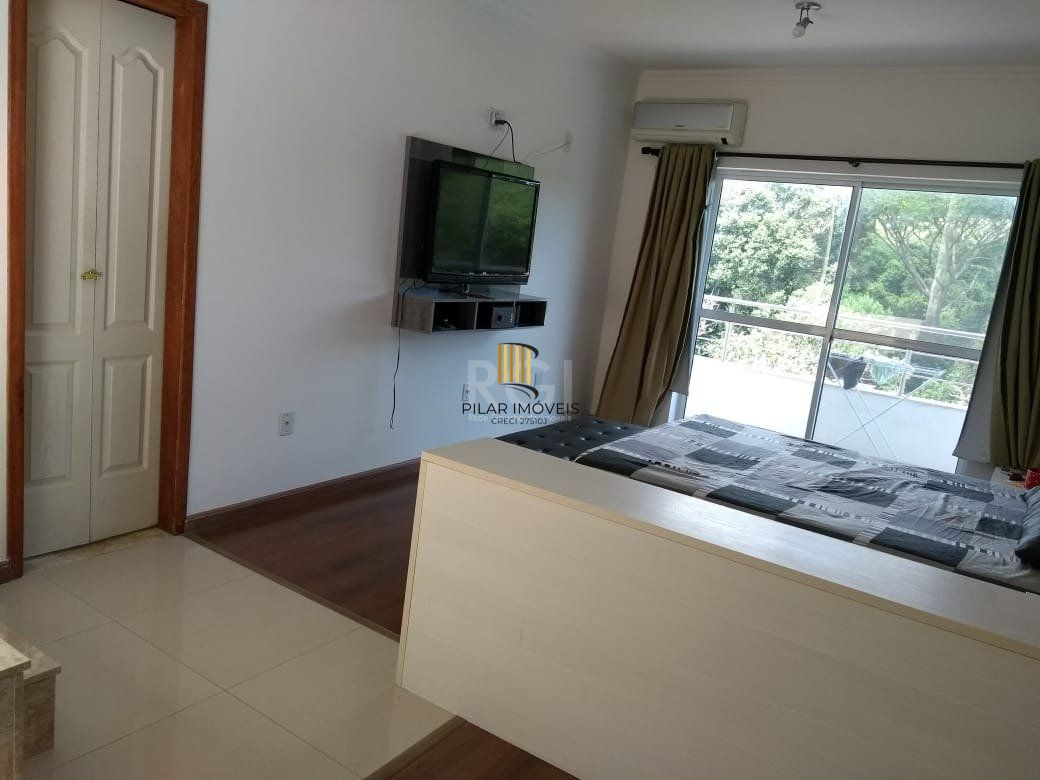 Casa para Venda - 300m², 3 dormitórios, sendo 3 suites, 6 vagas - São Lucas