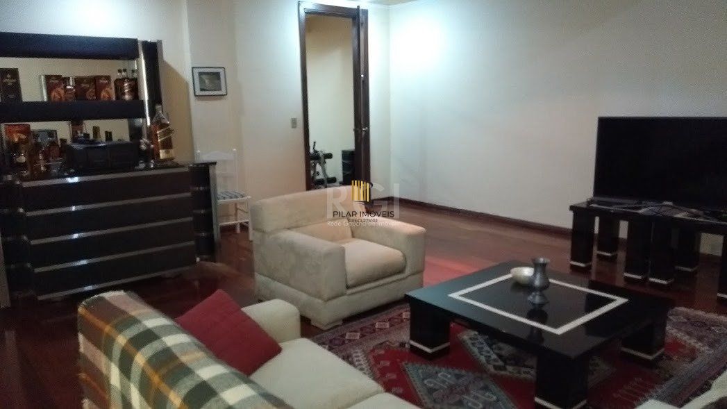 Casa para Venda - 564.87m², 4 dormitórios, sendo 2 suites, 2 vagas - Vila Assunção