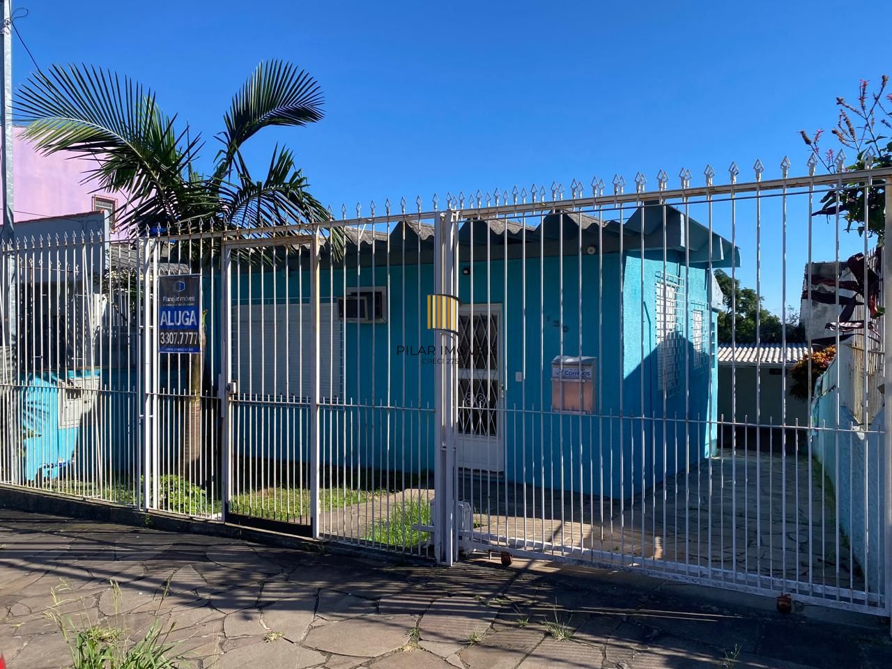 Casa de 2 dormitórios no bairro Santa Tereza