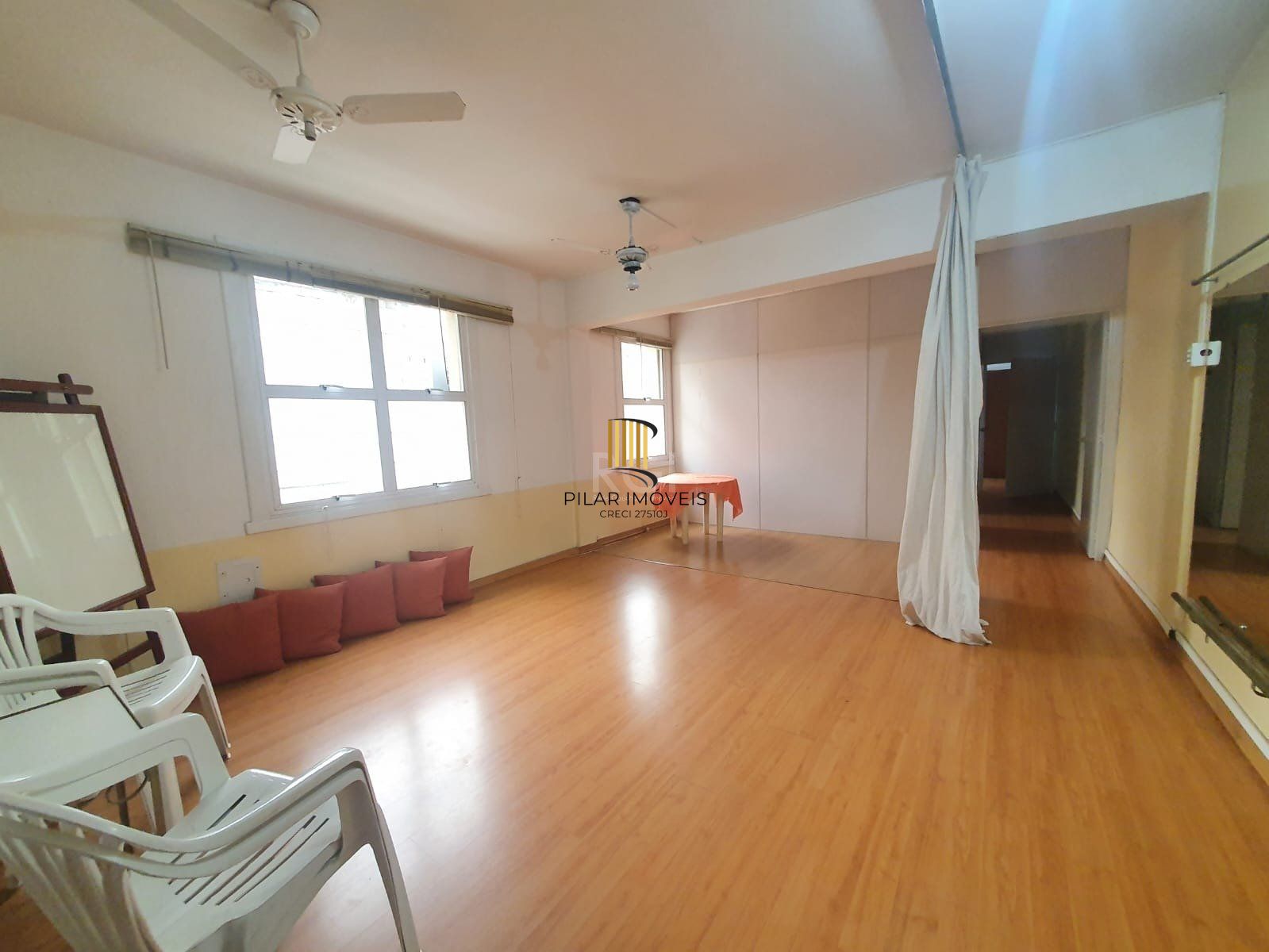 Conjunto/Sala para Venda - 100m², 0 dormitórios, Centro Histórico