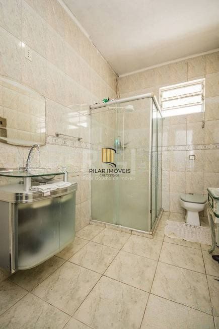 Casa para Venda - 290m², 3 dormitórios, 4 vagas - Santo Antonio