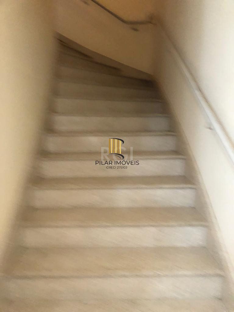 Casa para Venda - 225.91m², 4 dormitórios, sendo 2 suites, 1 vaga - Nonoai