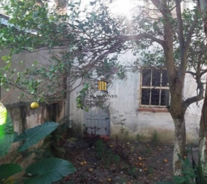 Casa para Venda - 253m², 3 dormitórios, sendo 1 suites, 1 vaga - Santana