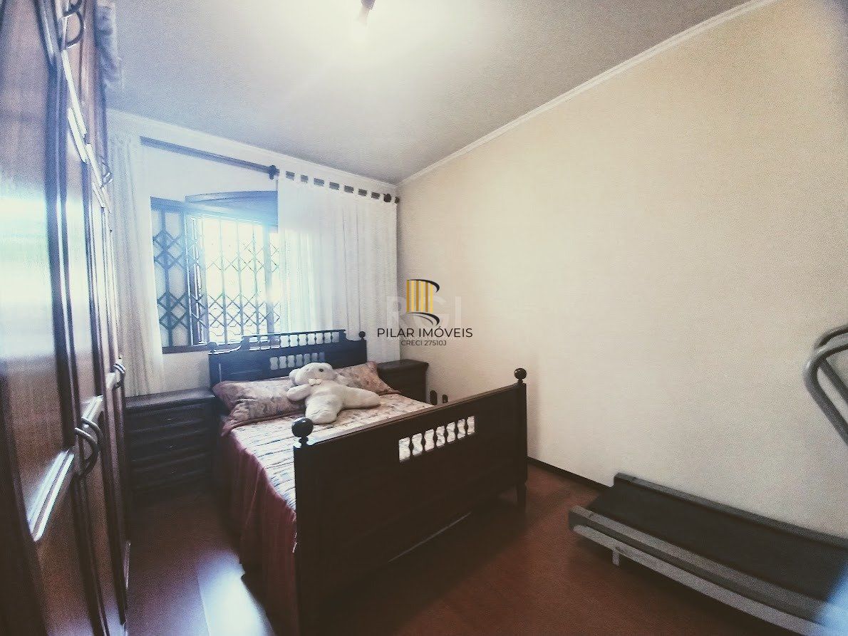 Casa 5 dormitórios no bairro Santana
