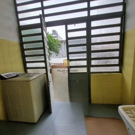 Casa 4 dormitórios no bairro Partenon