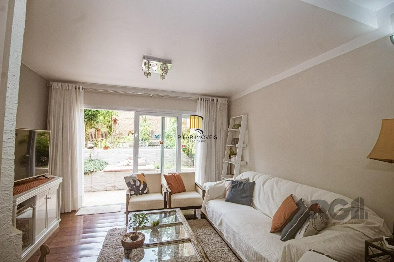 Casa 3 dormitórios no bairro Santo Antônio