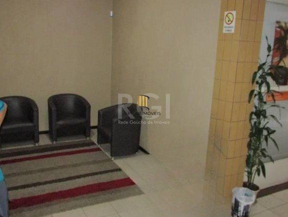 Loja para Venda - 20.94m², 0 dormitórios, Petrópolis