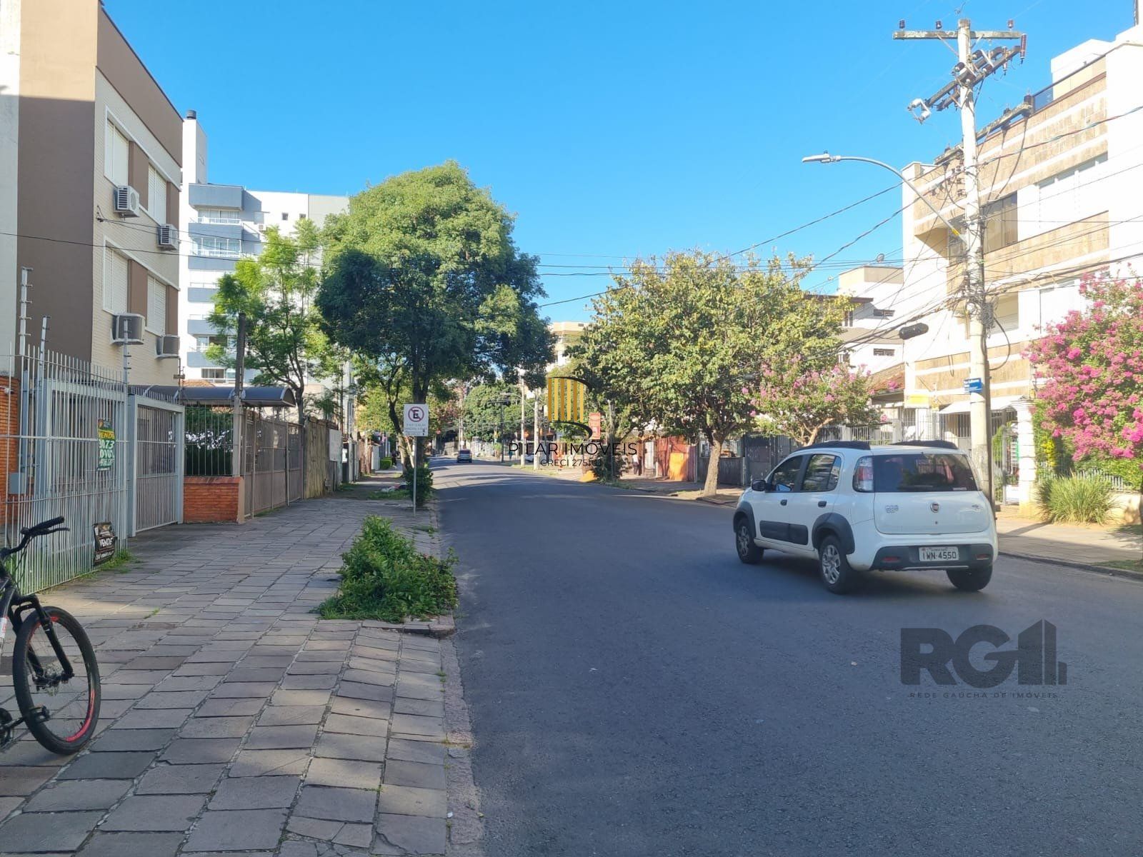 Apartamento 61m², 2 dormitórios, 1 vaga no bairro Jardim Botânico
