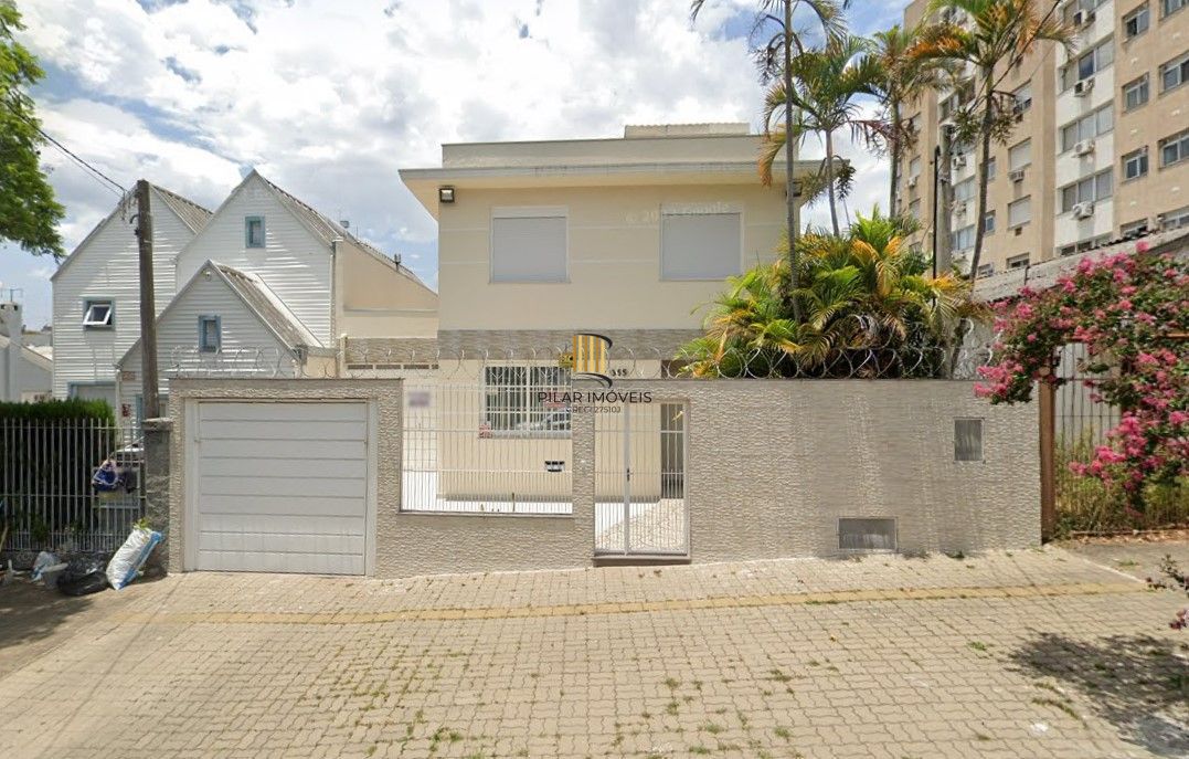 Casa 4 dormitórios no bairro Partenon - Pilar Imóveis