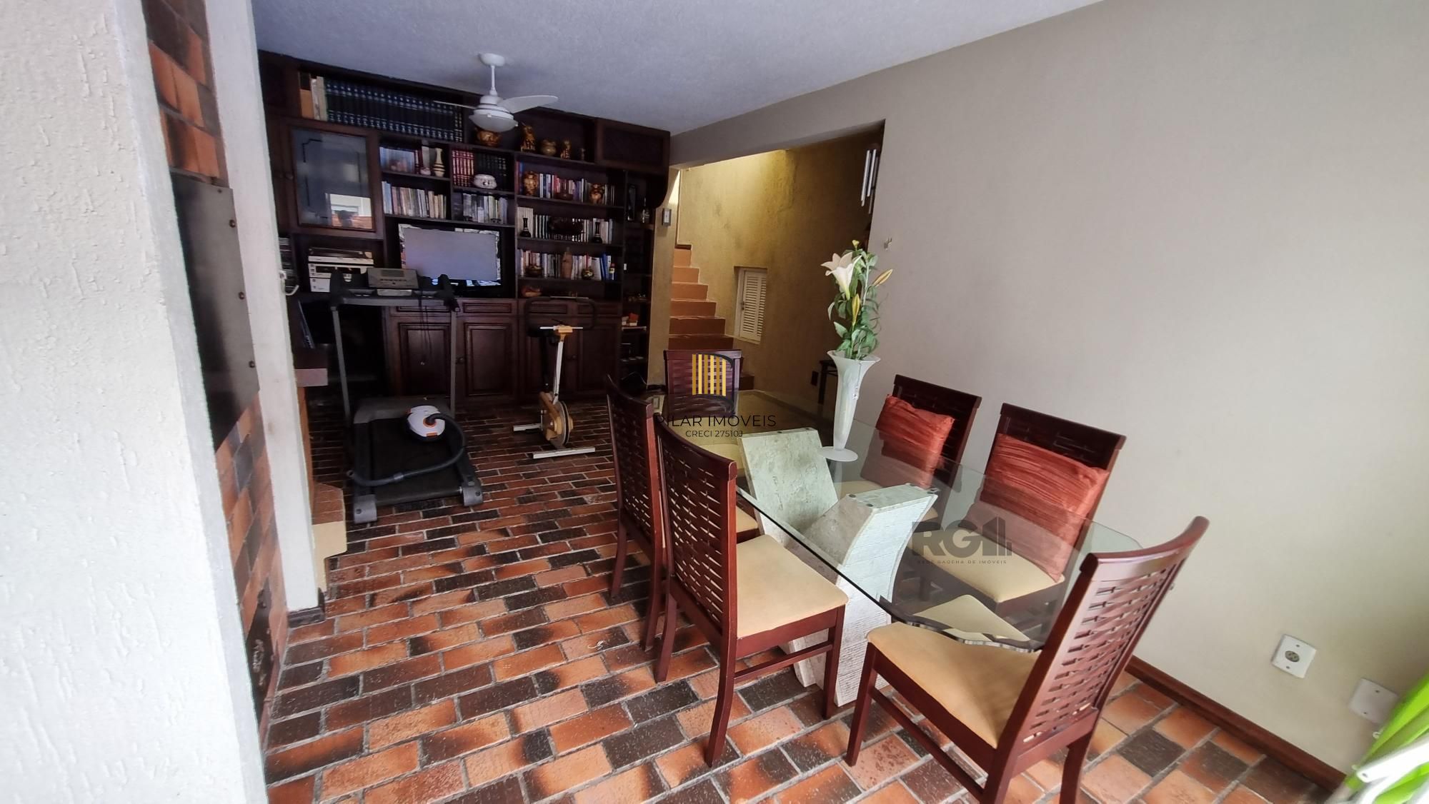 Casa de Condomínio 3 dormitórios no bairro Santo Antônio