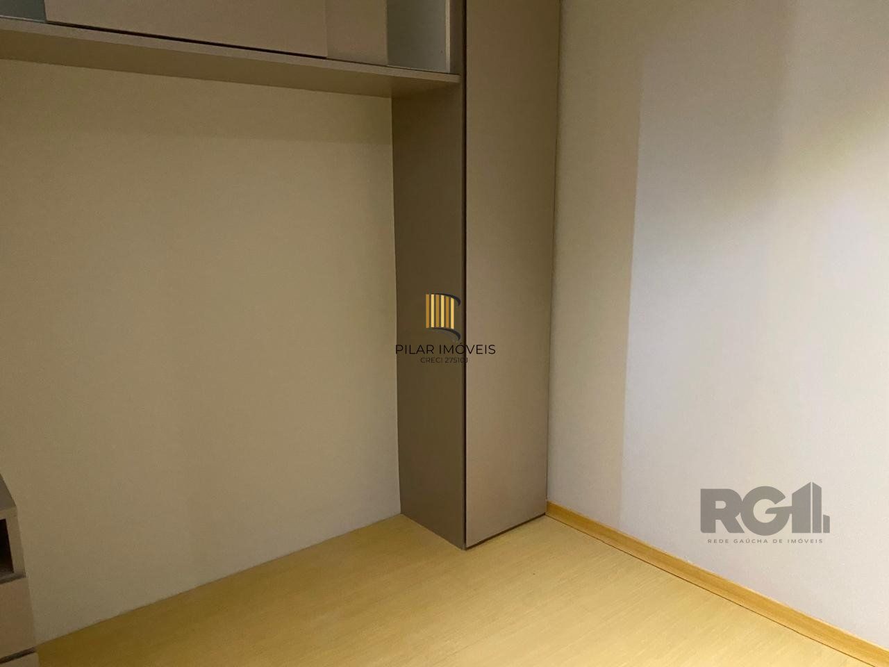 Apartamento de 3 dormitóios no bairro Teresopolis