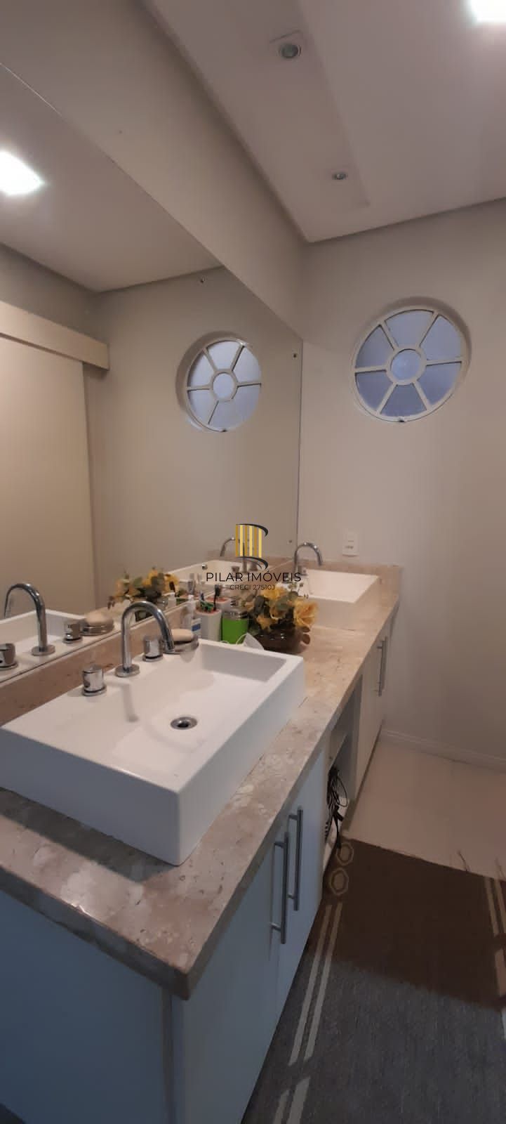 Cobertura para Venda - 234m², 3 dormitórios, sendo 1 suites, 2 vagas - Santana