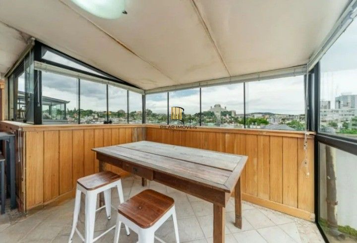 Cobertura 3 dormitórios no bairro Chácara das Pedras