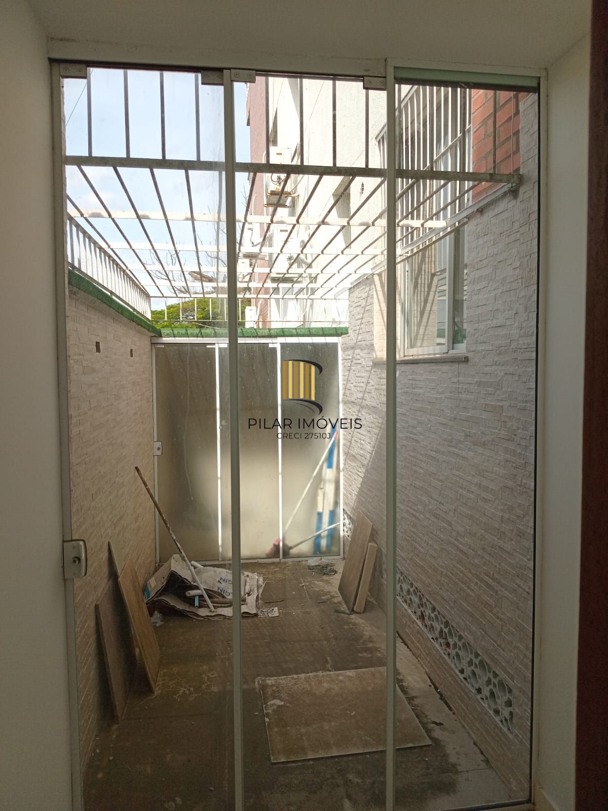 Apartamento de 3 quartos com vaga no bairro Teresópolis