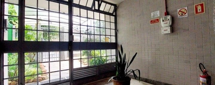Apartamento Kitnet a venda com pátio no Bairro Santana