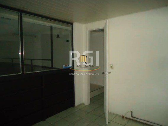 Loja para Venda - 100m², 0 dormitórios, Partenon