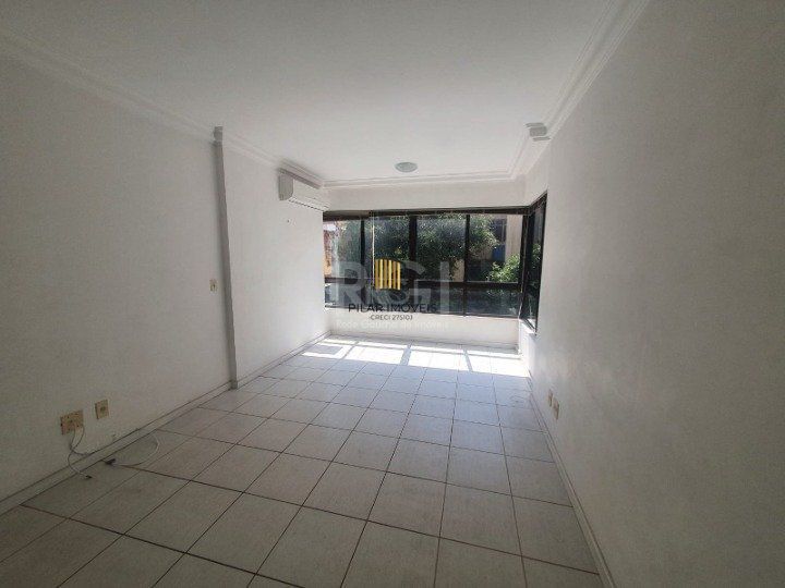 Apartamento para Venda - 90m², 2 dormitórios, 1 vaga - Mont Serrat