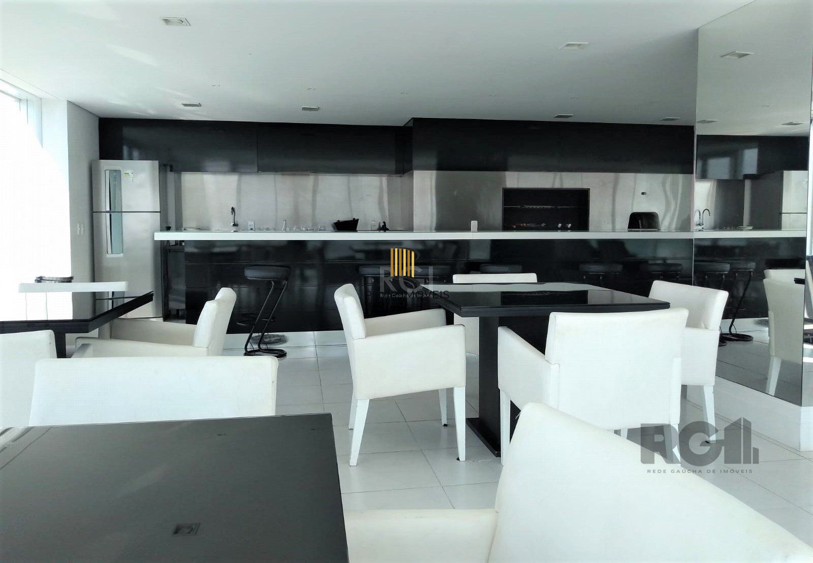 Apartamento para Venda - 67.28m², 2 dormitórios, sendo 1 suites, 1 vaga - Cidade Baixa