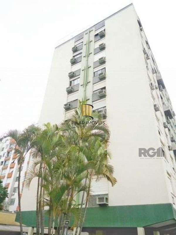 Apartamento de 72m² com 2 dormitórios, no bairro no bairro Mont Serrat.