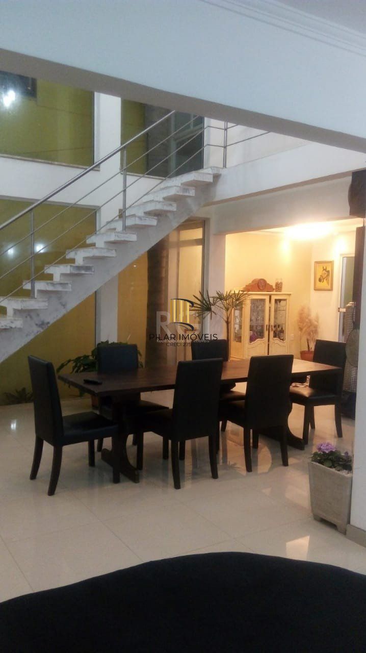 Casa para Venda - 300m², 3 dormitórios, sendo 3 suites, 6 vagas - São Lucas - Pilar Imóveis