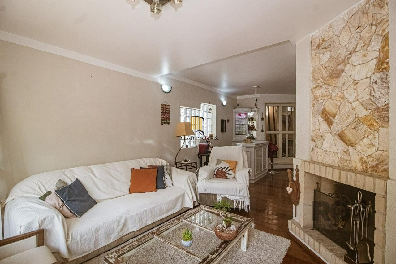 Casa 3 dormitórios no bairro Santo Antônio