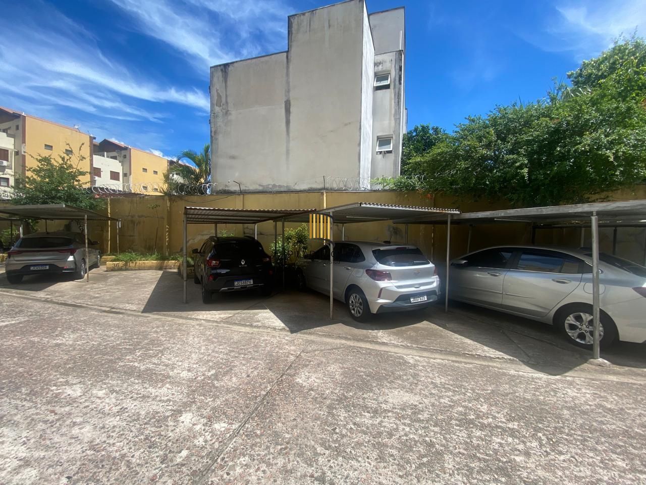 Apartamento 2 dormitórios no bairro Tristeza