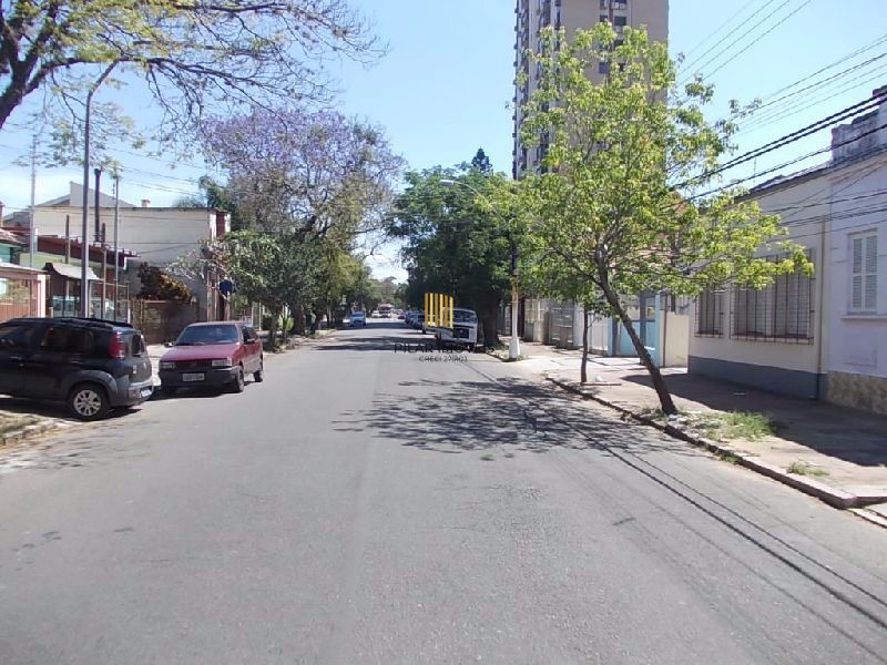 Casa para Venda - 164.42m², 3 dormitórios, sendo 1 suites, 1 vaga - Santana