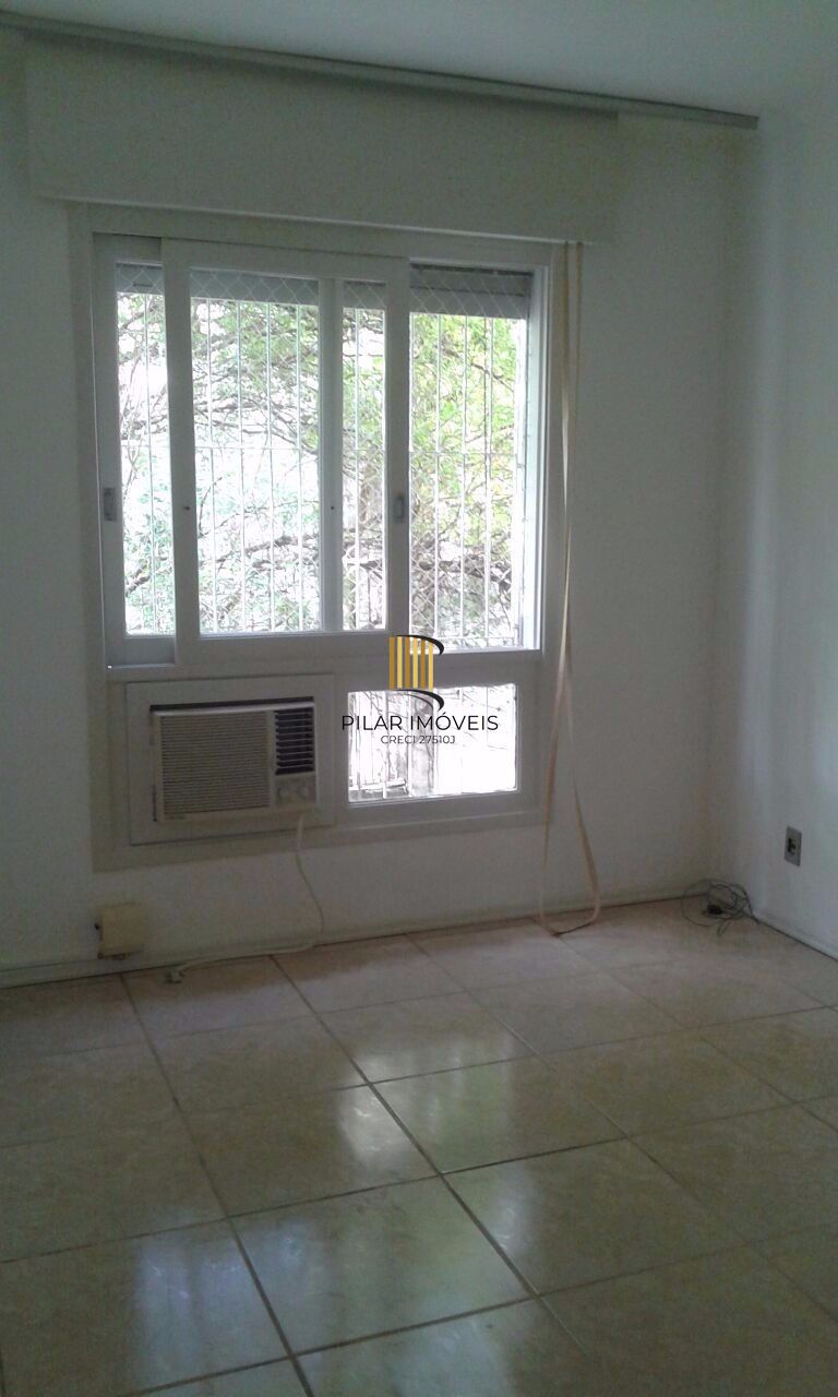 Apartamento para Venda - 72m², 2 dormitórios, 1 vaga - Petrópolis
