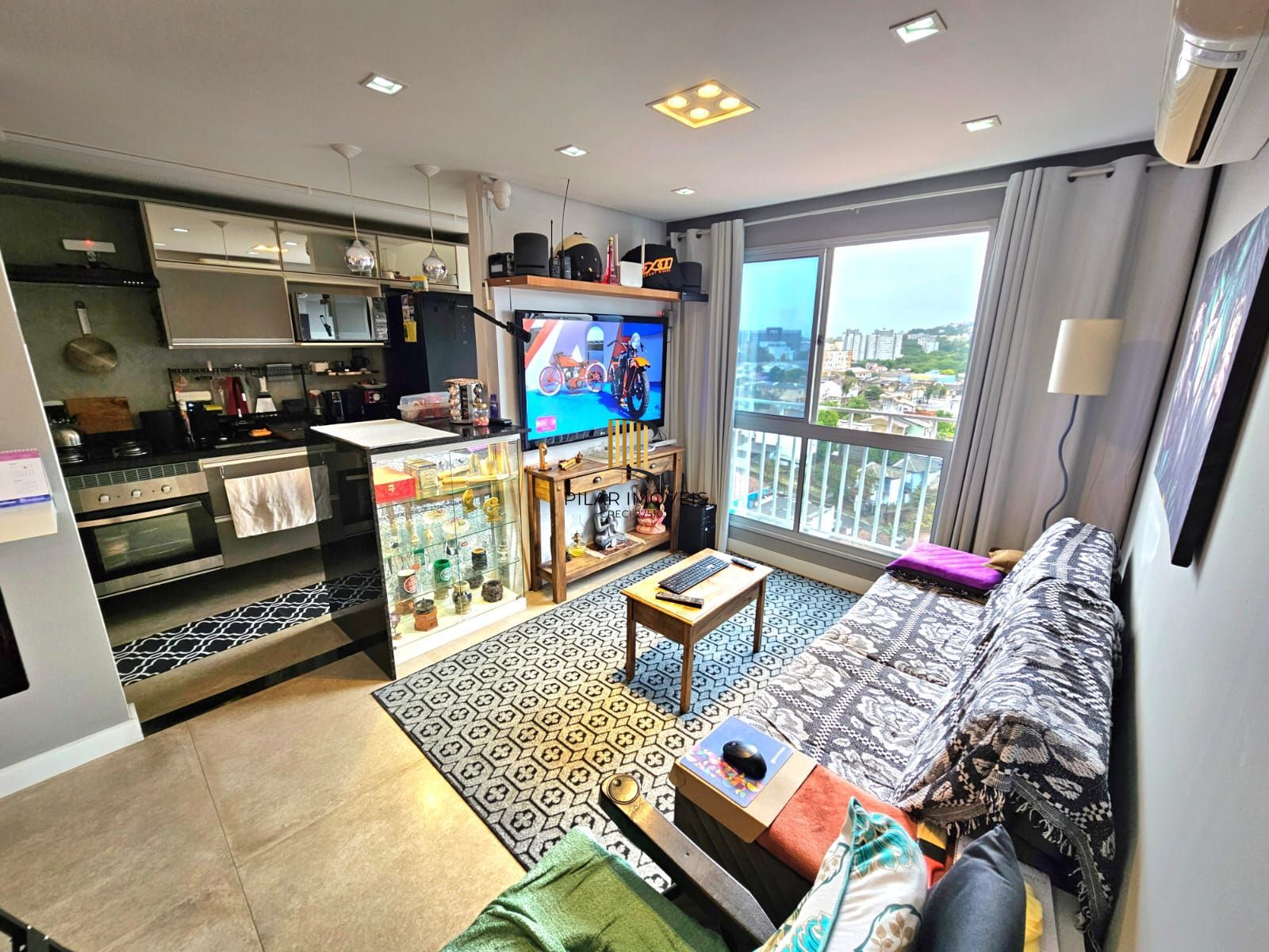 Apartamento para Venda - 51.25m², 2 dormitórios, sendo 1 suites, 1 vaga - Glória