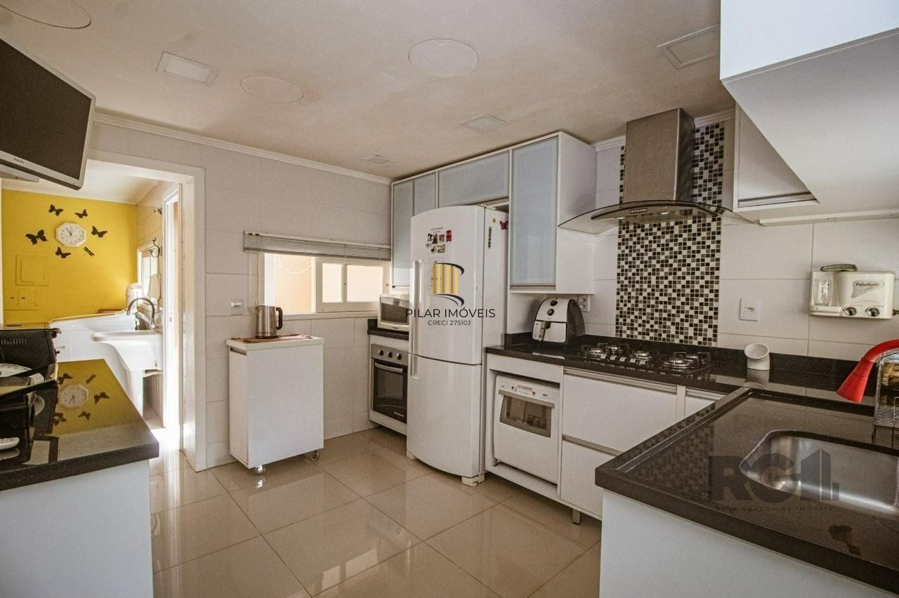 Casa 3 dormitórios no bairro Santo Antônio