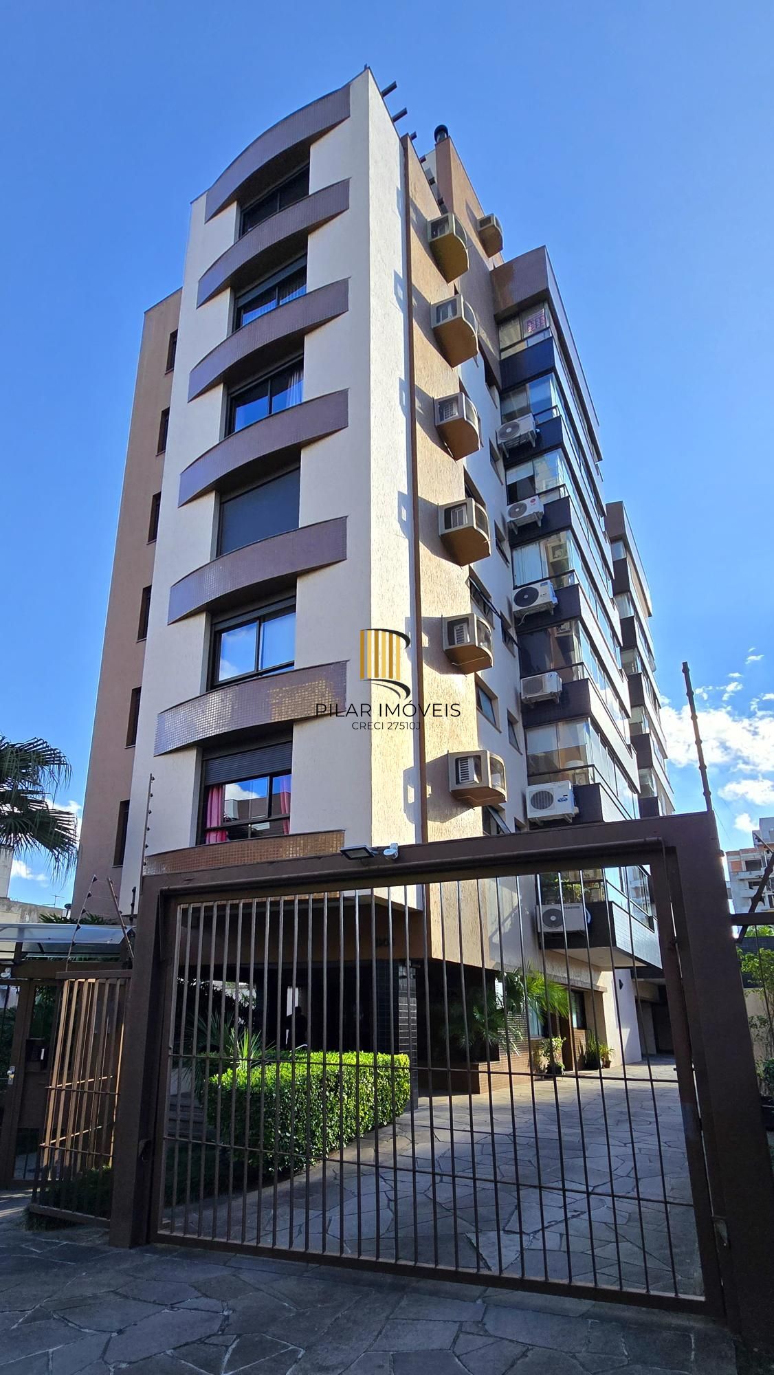 Cobertura 3 dormitórios no bairro Petrópolis