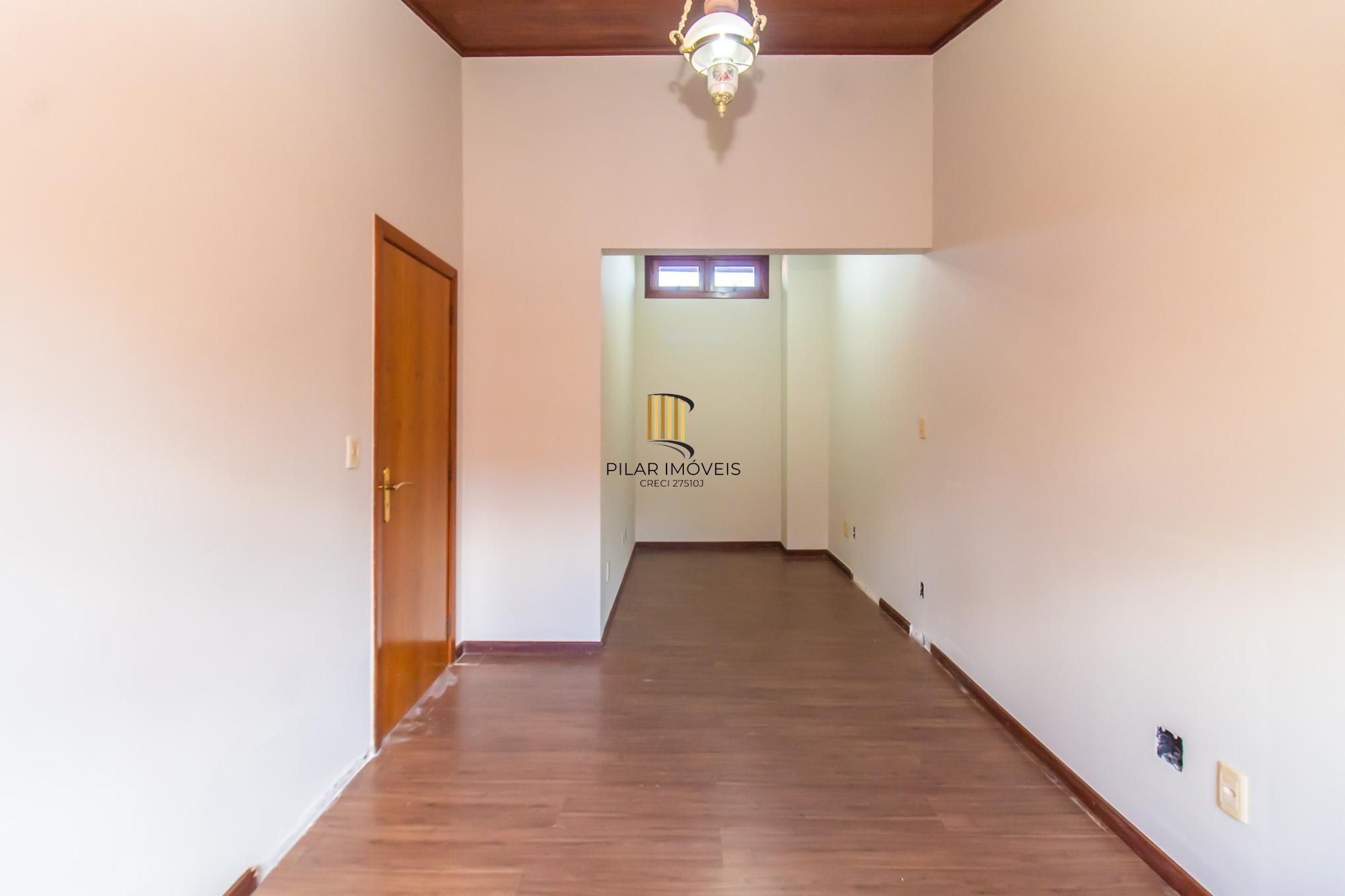 Casa de Condomínio 3 dormitórios no bairro Menino Deus