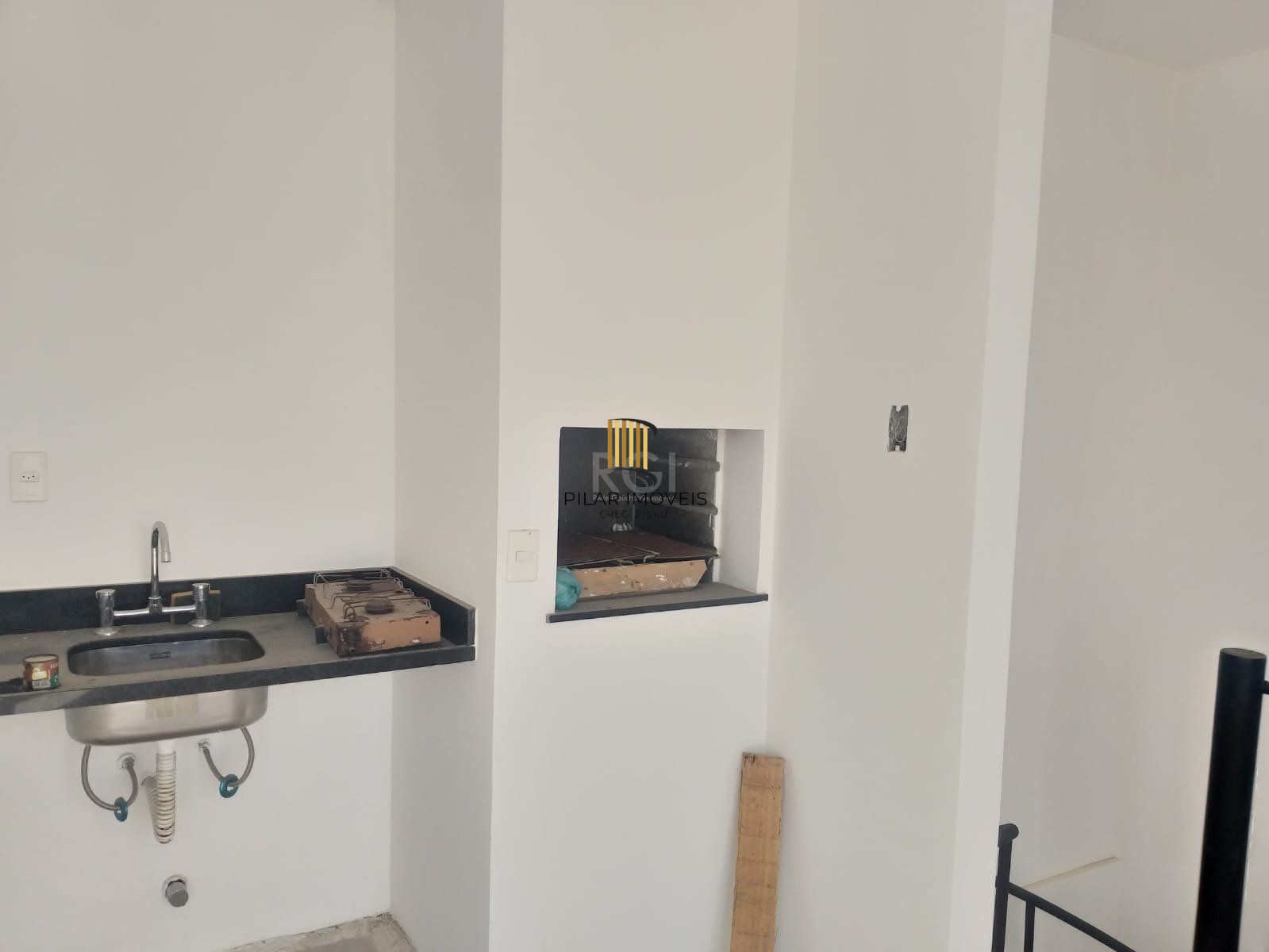 Cobertura para Venda - 134.45m², 3 dormitórios, sendo 1 suites, 2 vagas - Cavalhada