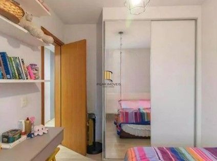 Apartamento de três quartos no Menino Deus