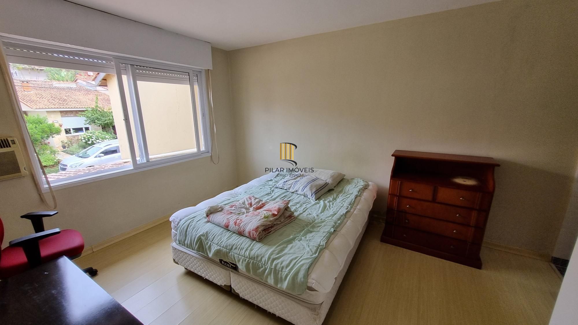 Casa de Condomínio 3 dormitórios no bairro Santo Antônio